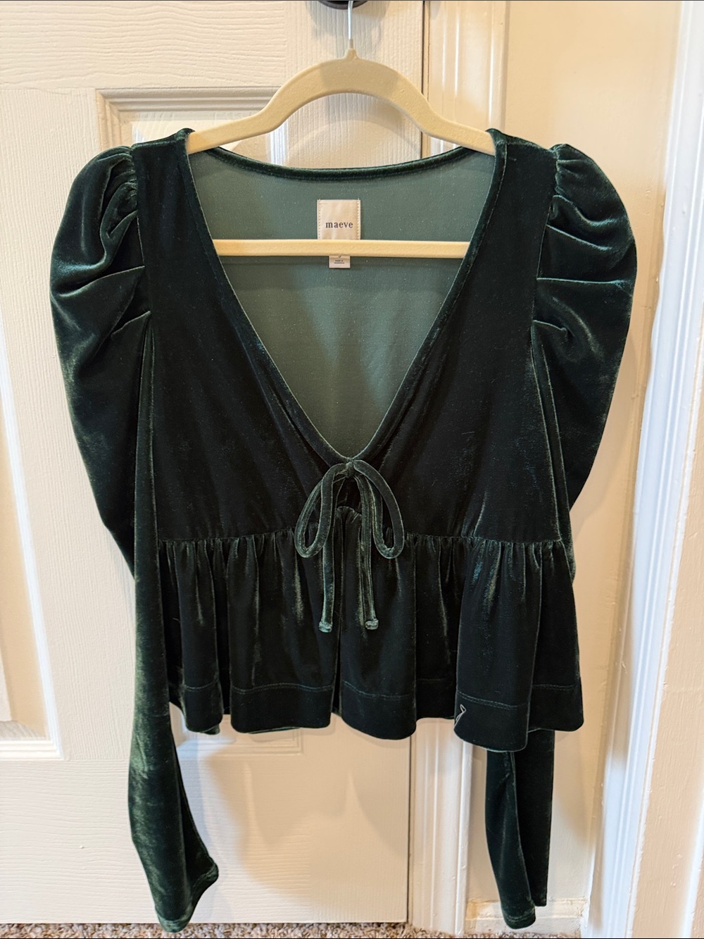 Maeve Deep Green Velvet V-Neck Tie-Front Puff Sleeve Top
